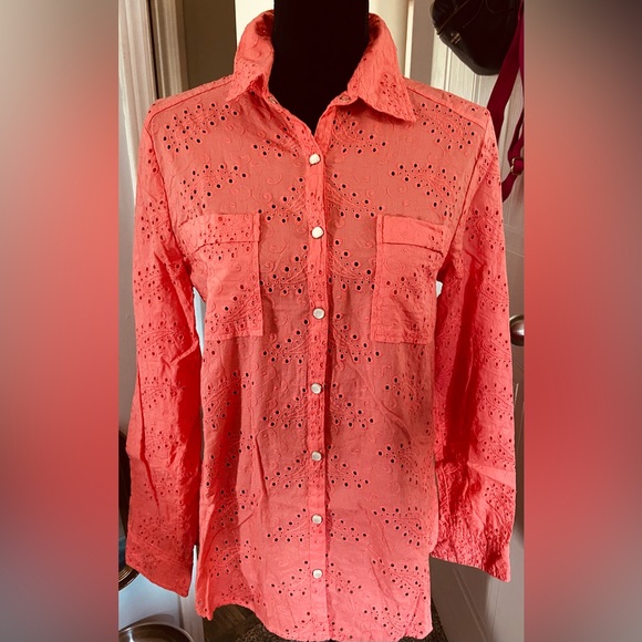 100%Cotton eyelet blouse🌻 - Picture 3 of 4